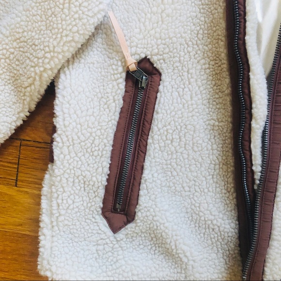 Patagonia Divided Sky Sherpa Jacket Size Extra Small cream - Picture 11 of 14